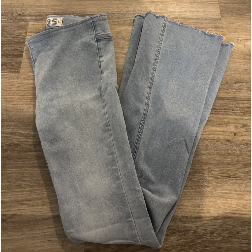 Free People Penny Pull On Kick Flare Bell Bottom Jeans Light Blue Sz 25